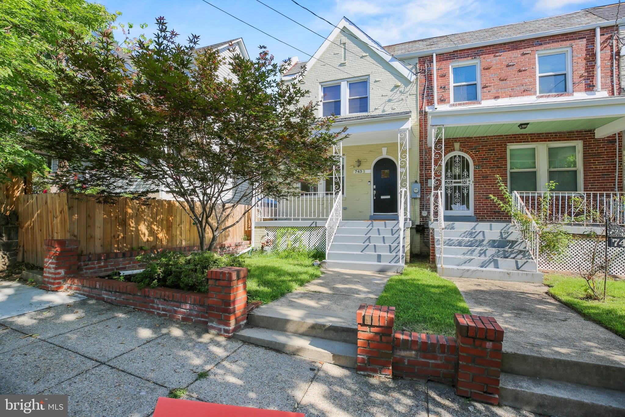 743 MADISON Street NW – photo 1