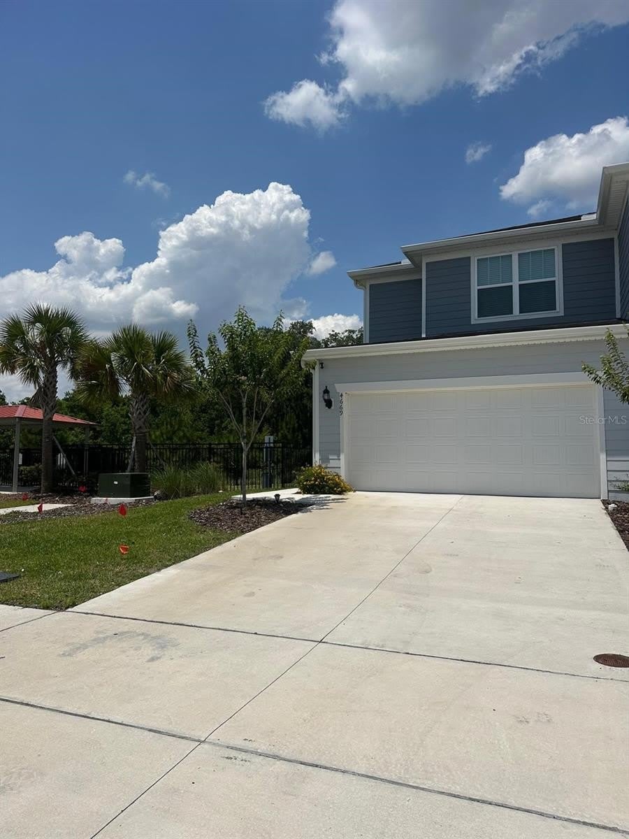 4669 SPARKLING SHELL Avenue – photo 1