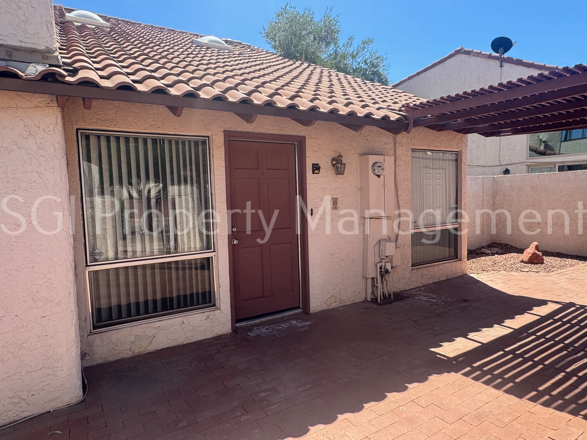1915 S Shannon Dr – photo 1
