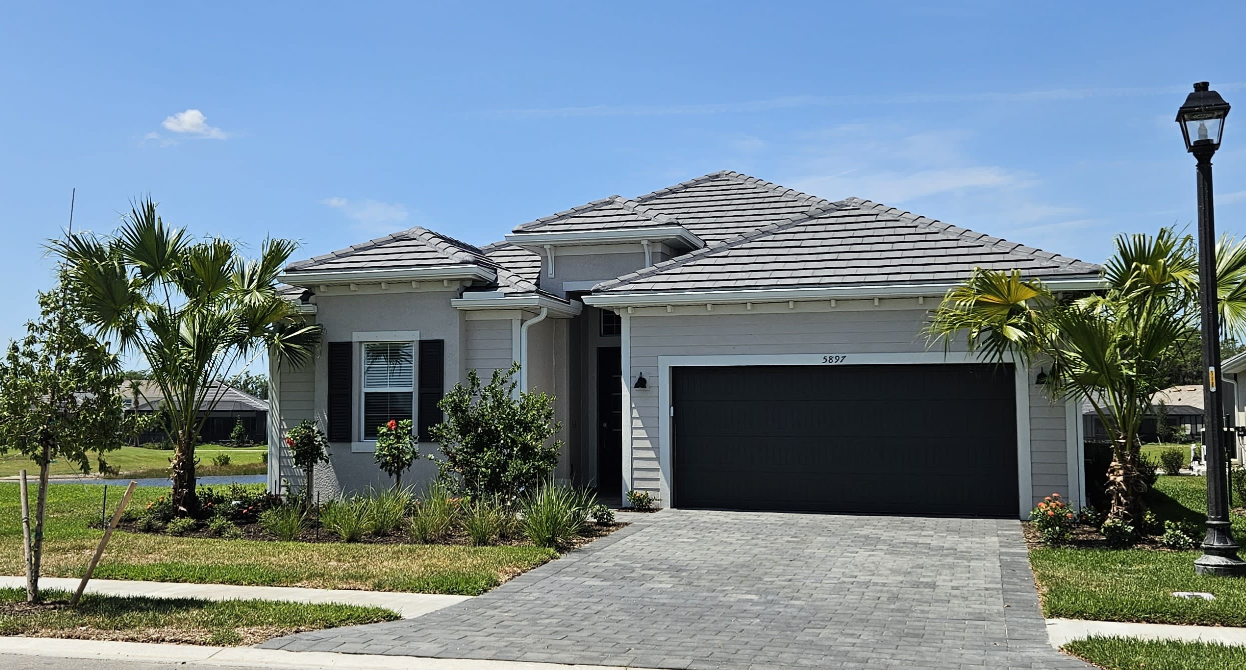 5897 Sunningdale St – photo 1