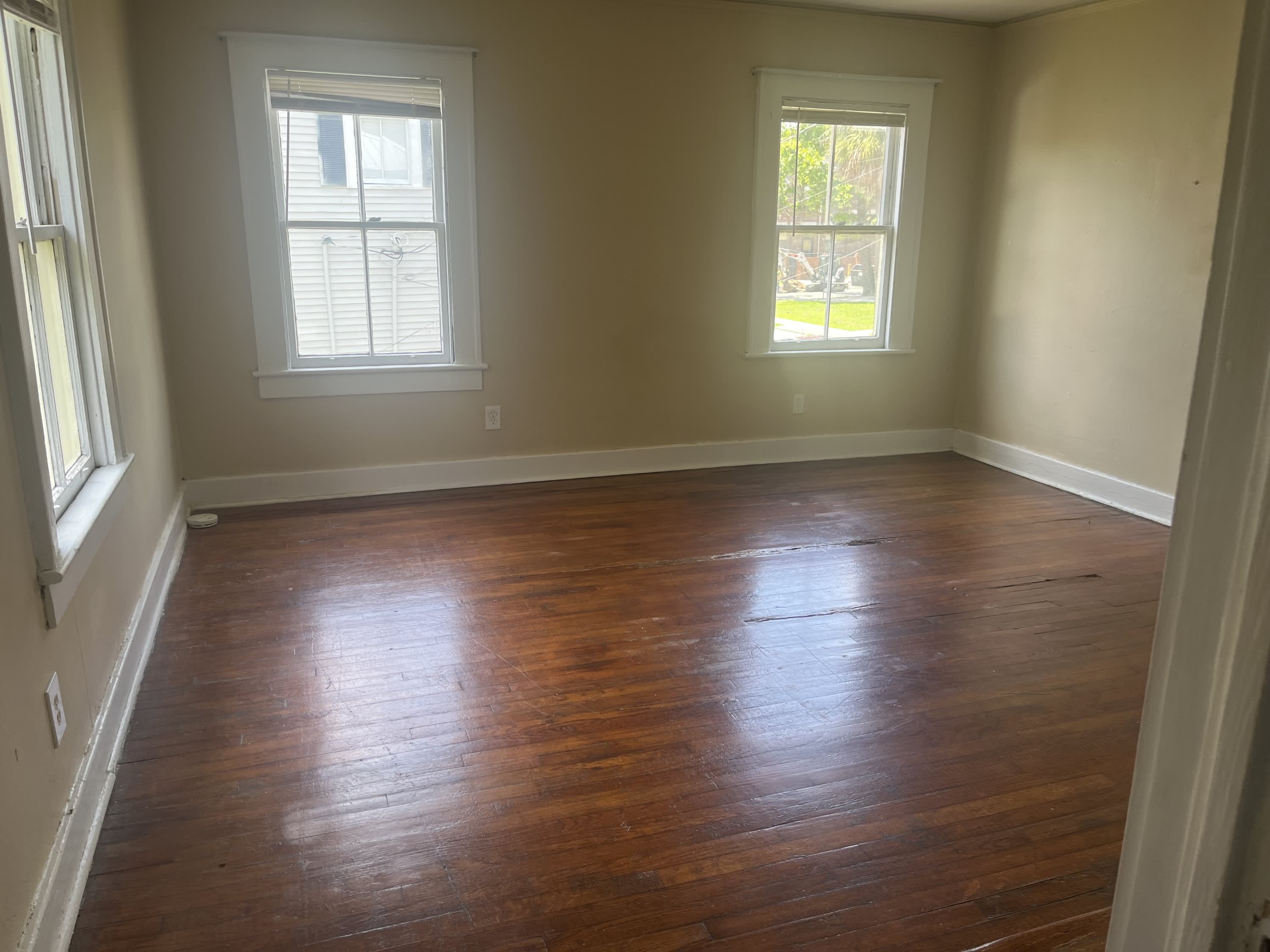 1810 Lincoln Street – photo 1