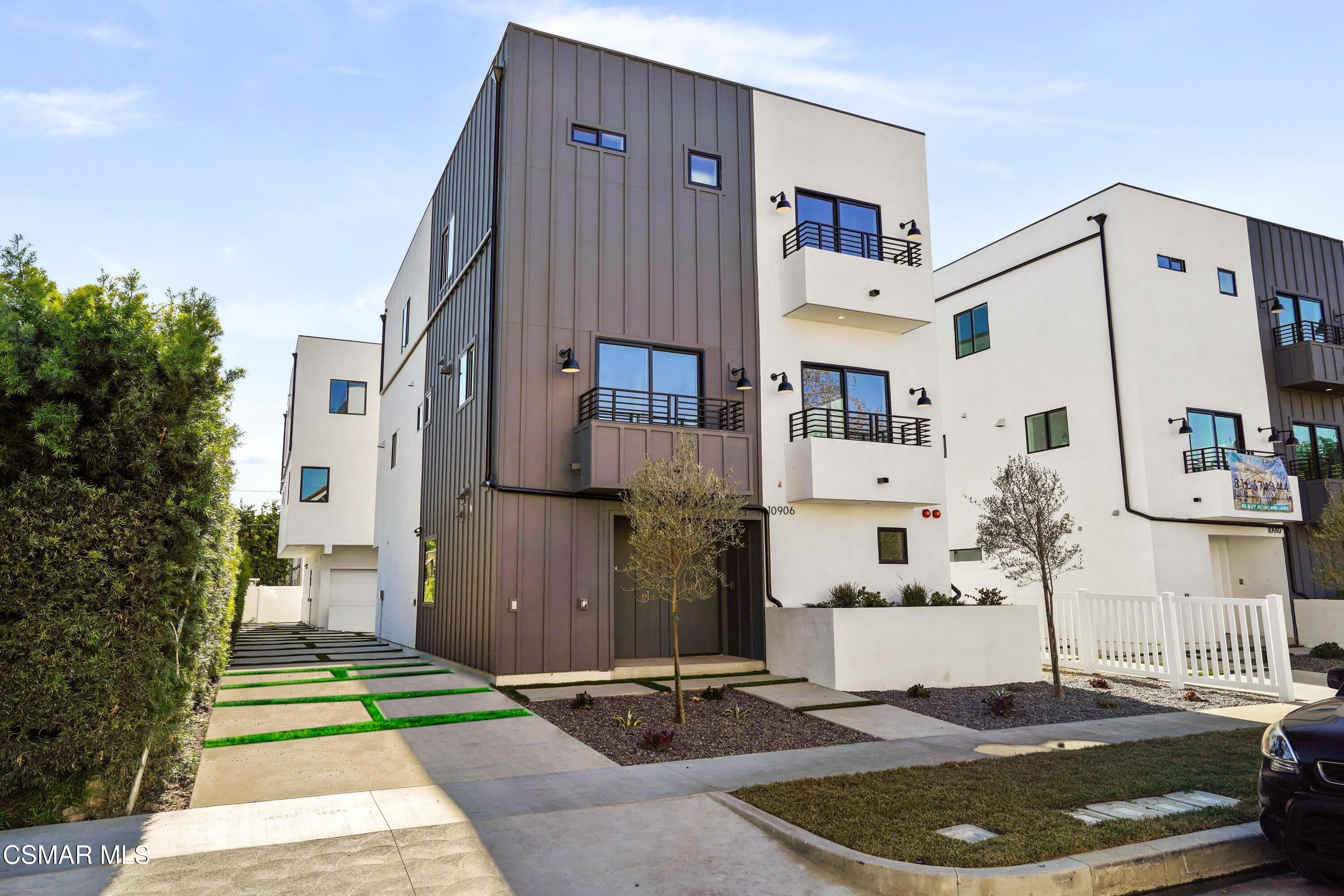 10906 Hesby Street – photo 1