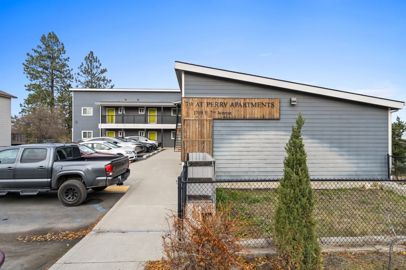 1709 East 7Th Avenue 9 – photo 1