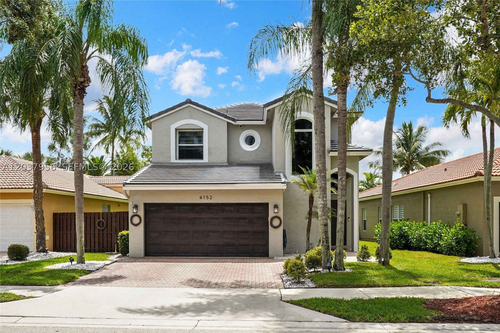 4152 Sapphire Ter – photo 1 of 43