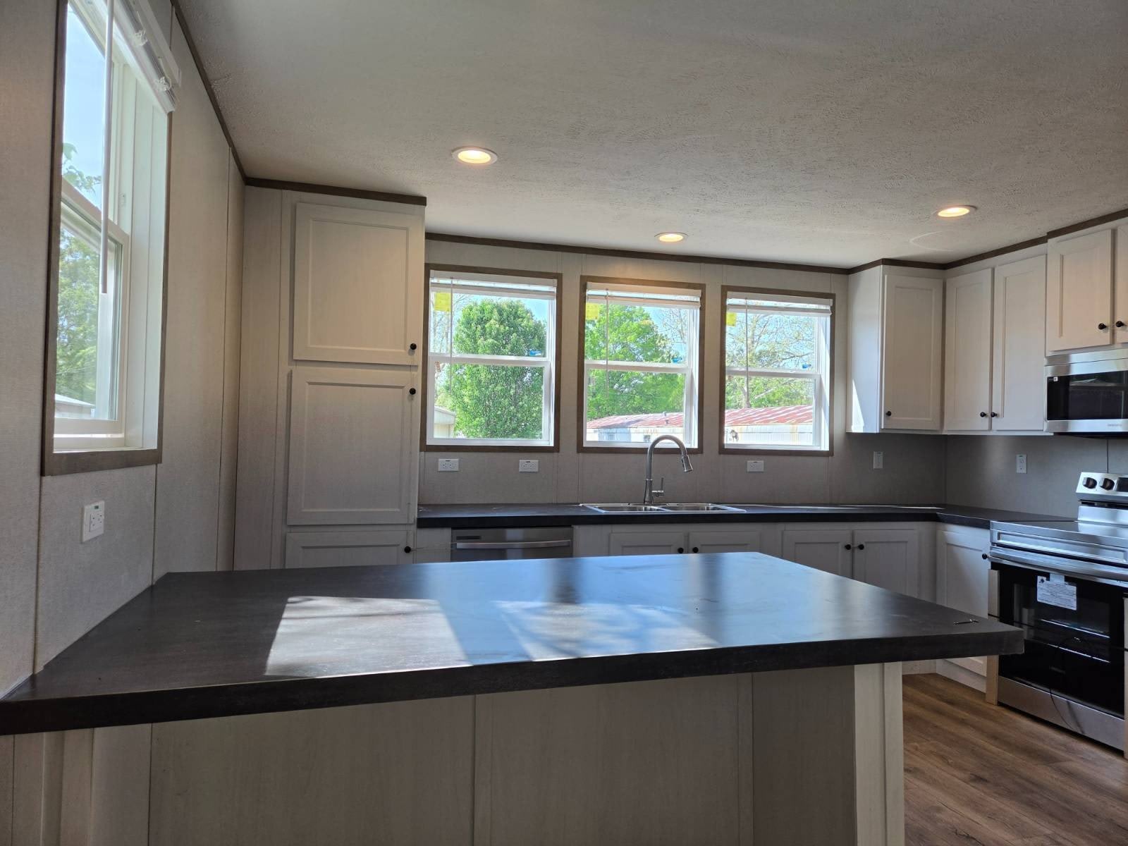 8510 Old Sardis Road – photo 1 of 9