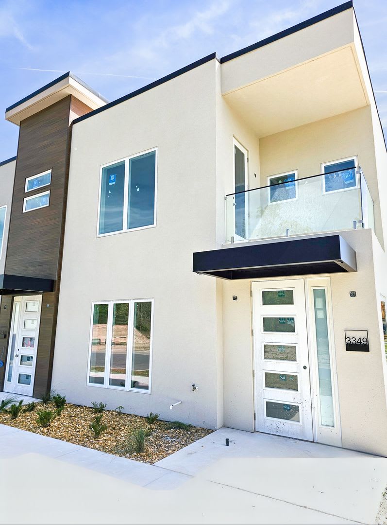 Gainesville Luxury Living at Celebration Pointe – photo 1
