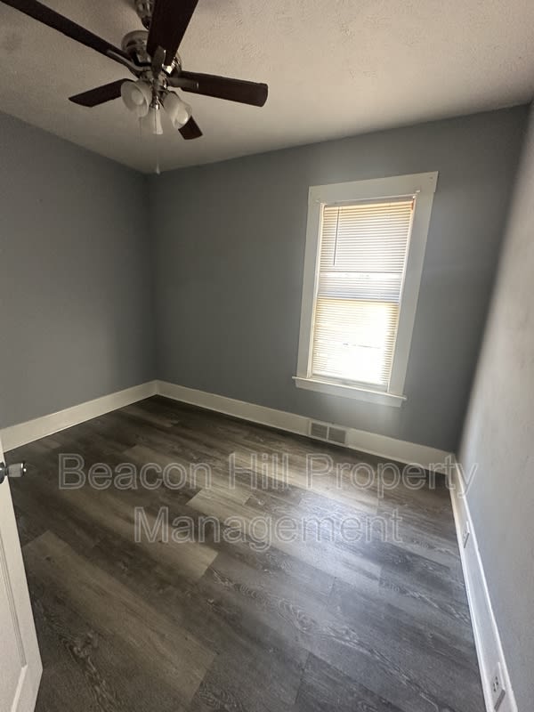 1212 East 71st Street – photo 1