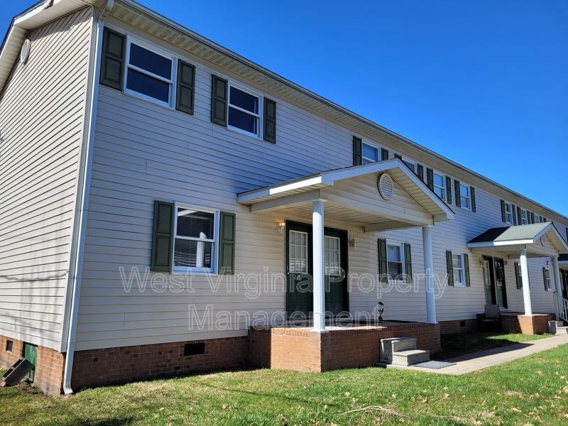 581 Prosperity Road – photo 1 of 18