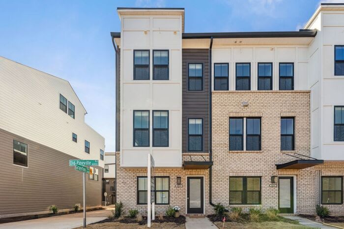 5015 Grayton Alley – photo 1