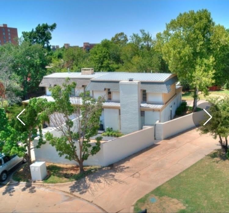 6233 Diane Drive – photo 1