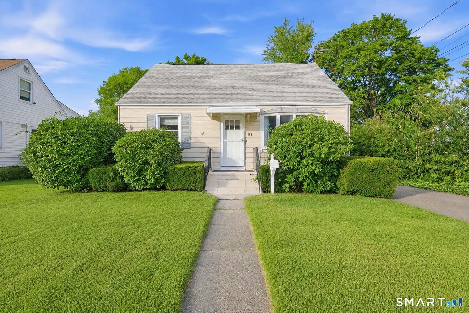 91 Bertrose Avenue – photo 1