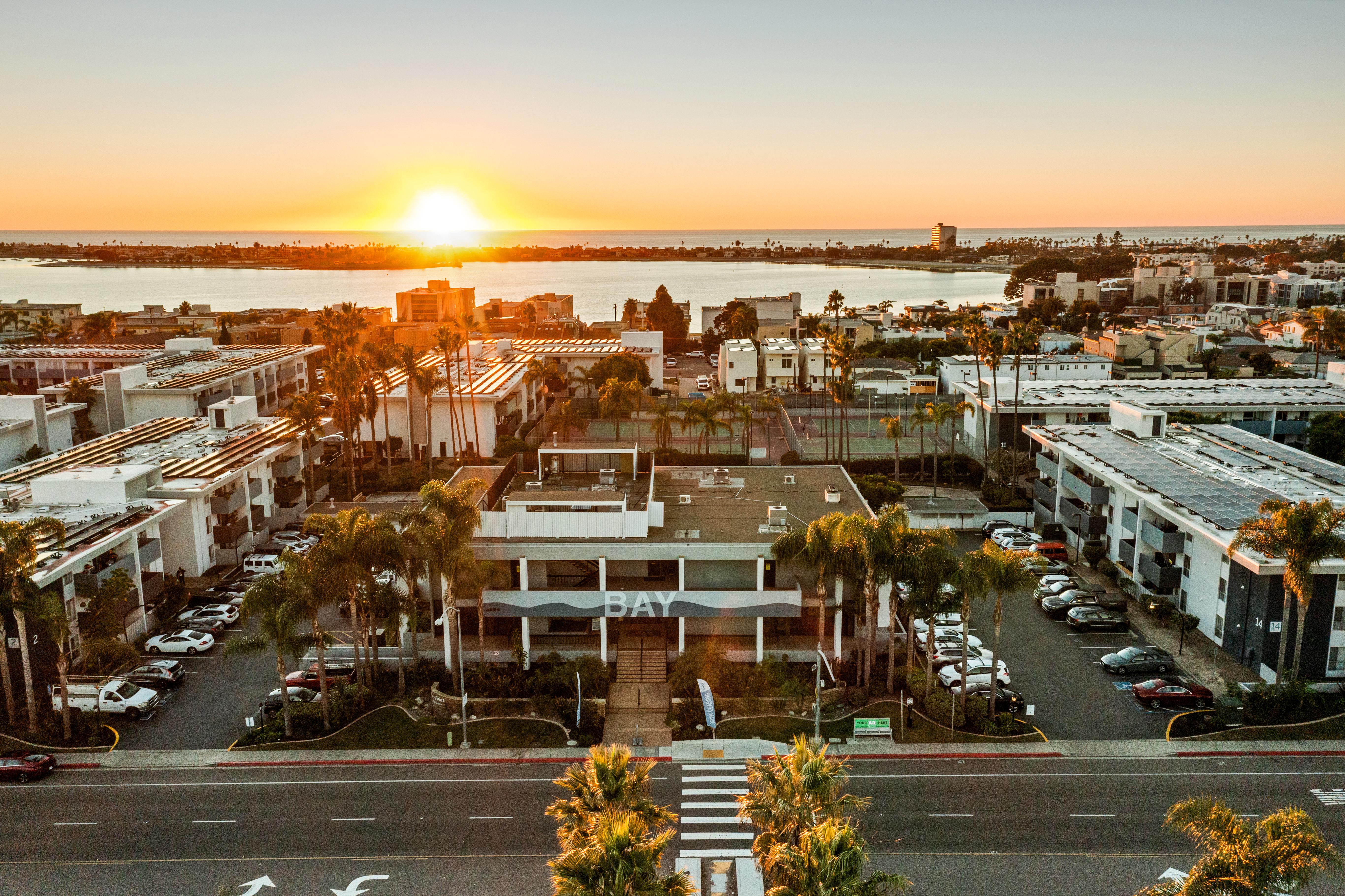 Bay – photo 1