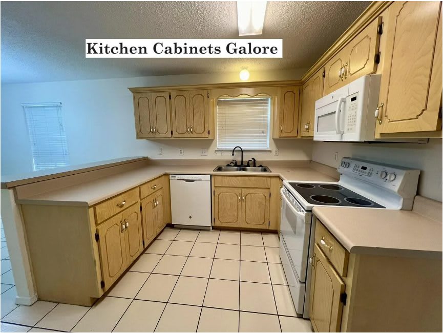 1604 Chadwick Lane – photo 1