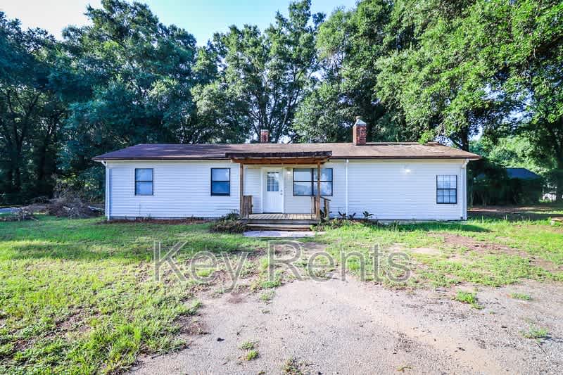 4679 Bradley Dr. – photo 1 of 11