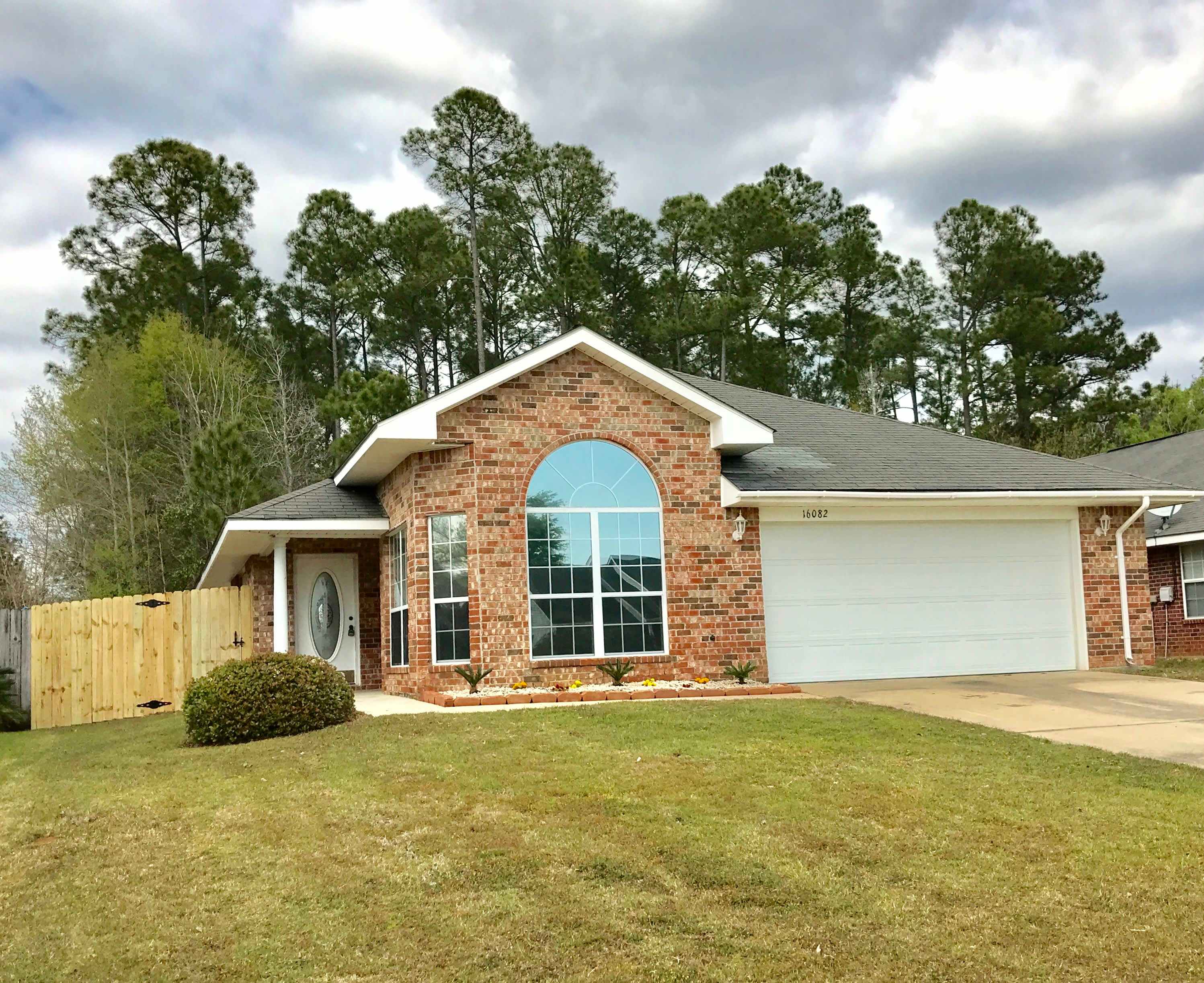 16082 North April Dr – photo 1 of 10