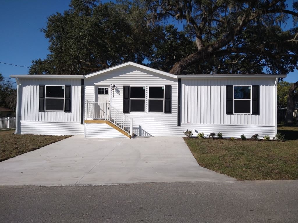 5507 Annette Street – photo 1 of 21