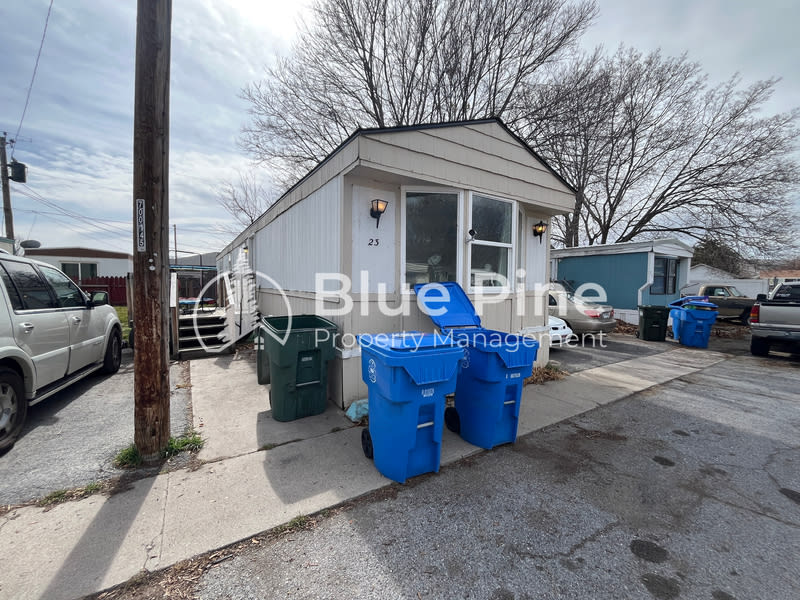 925 Wilson Avenue – photo 1