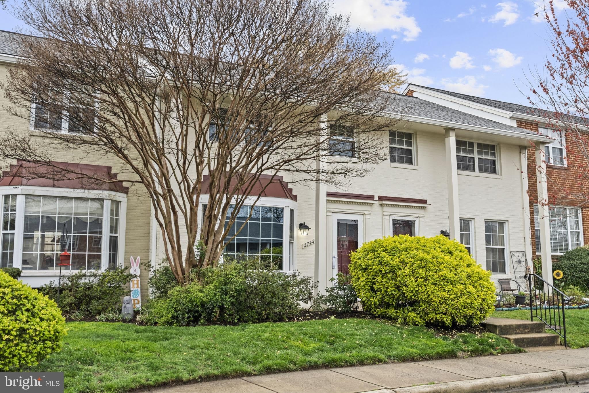 3742 JASON Avenue – photo 1