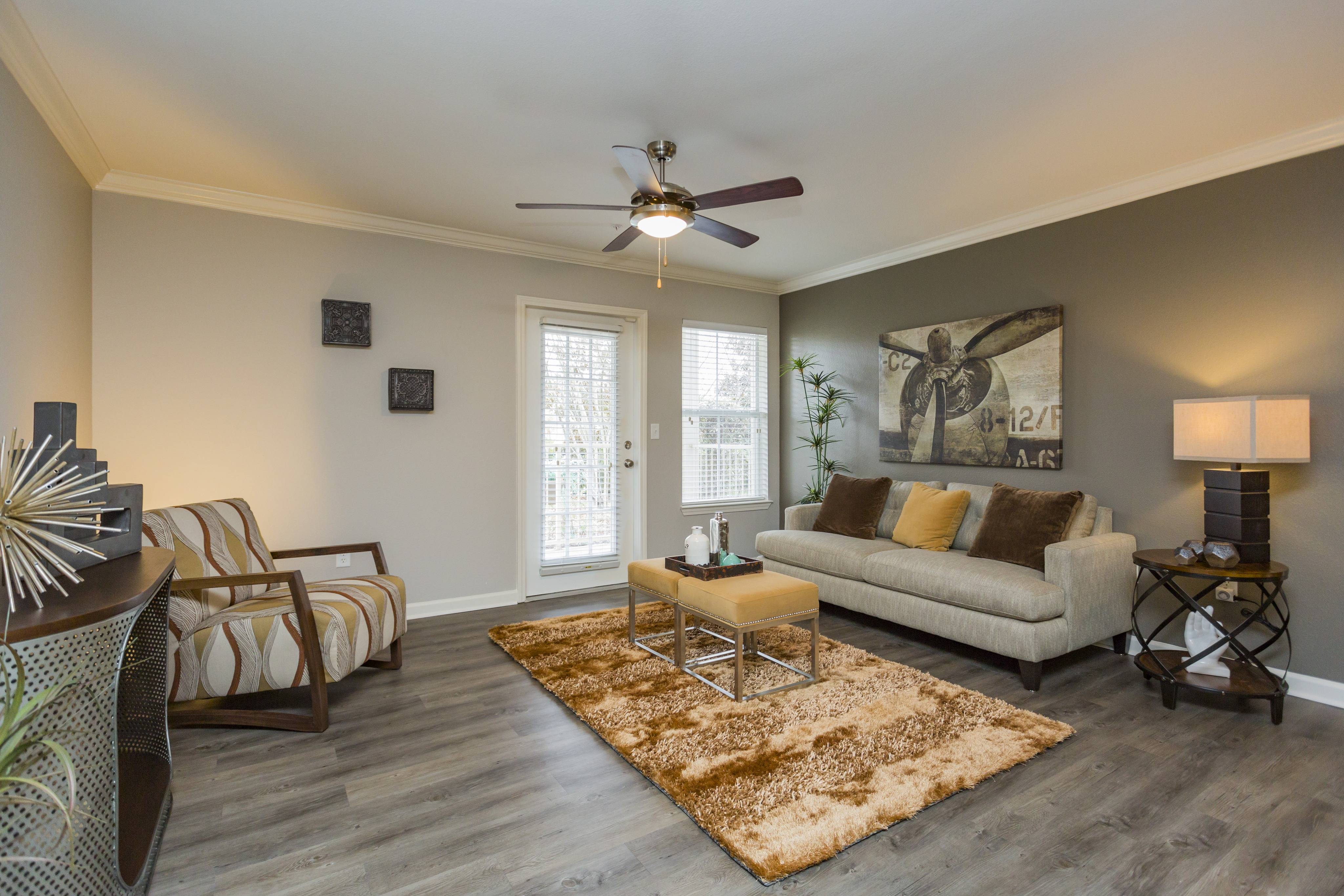 Stoneridge Farms Apartments – photo 1 of 137