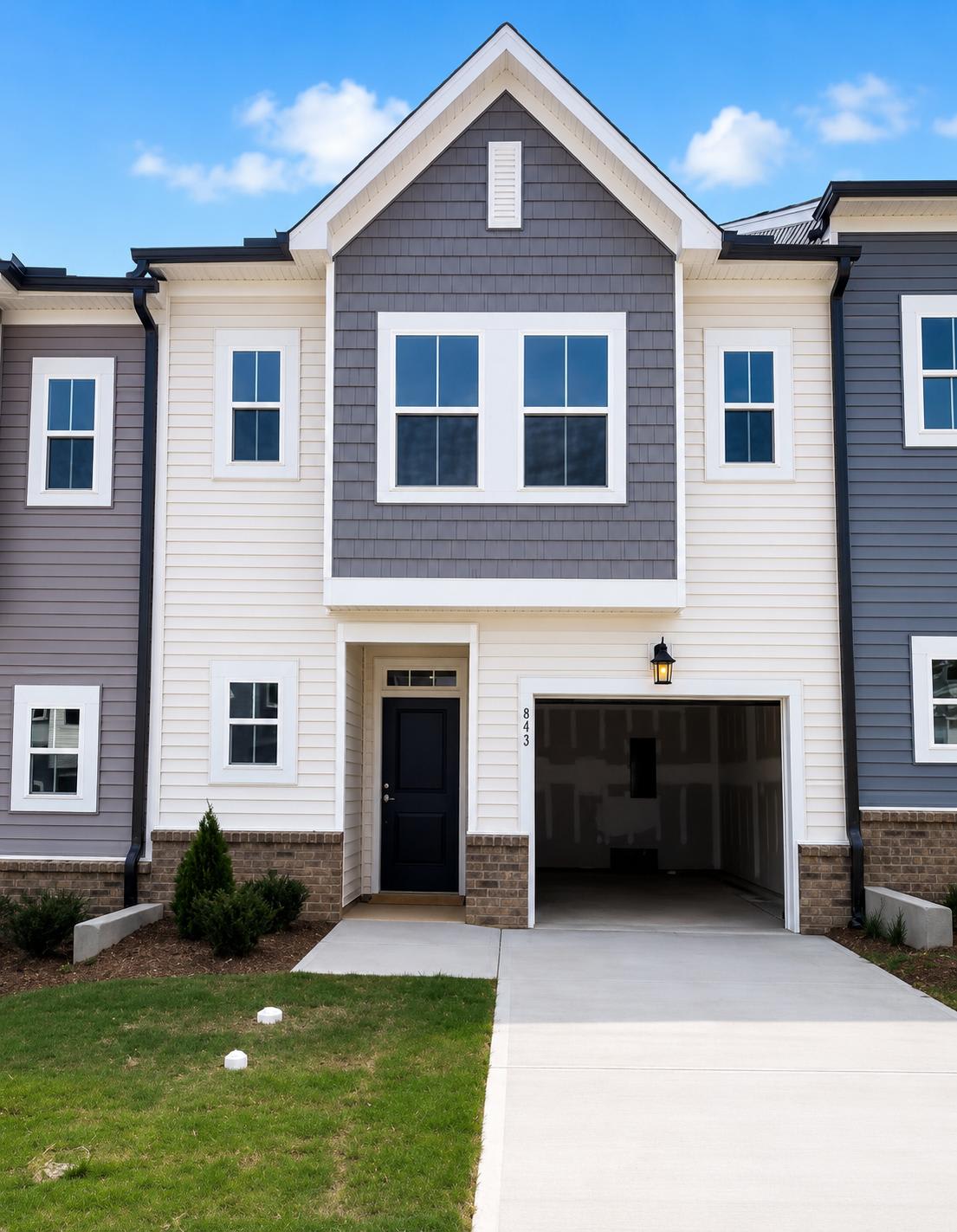 843 Oak Center Drive – photo 1