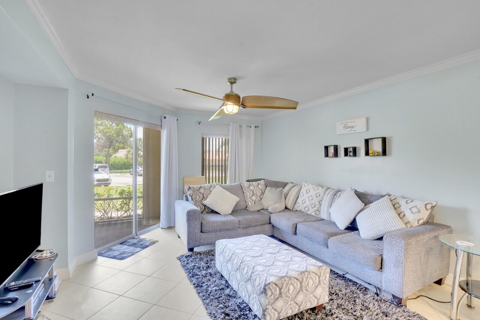 4855 Via Palm Lakes – photo 1