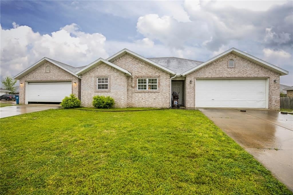 4103 SW Chapelstone Avenue – photo 1