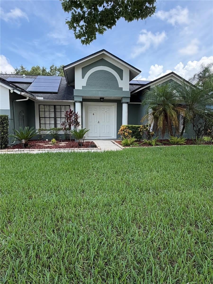 3221 OAKWOOD Place – photo 1 of 24