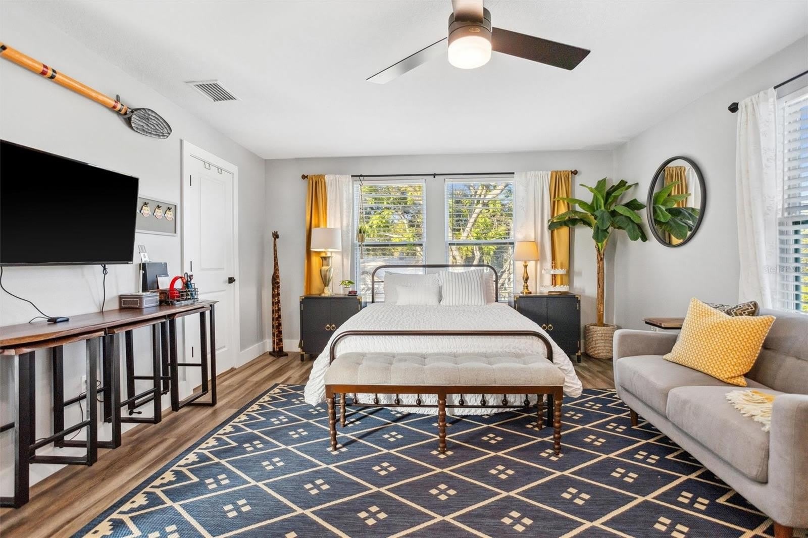 4015 10Th Avenue N – photo 1