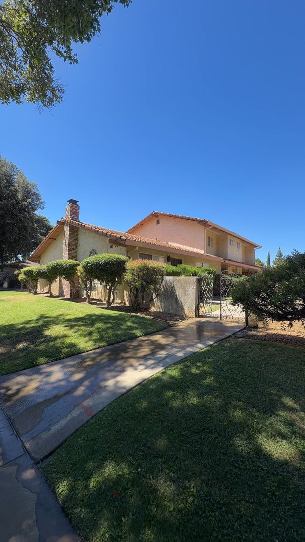 273 W Alexander Merced Ca 95340 – photo 1