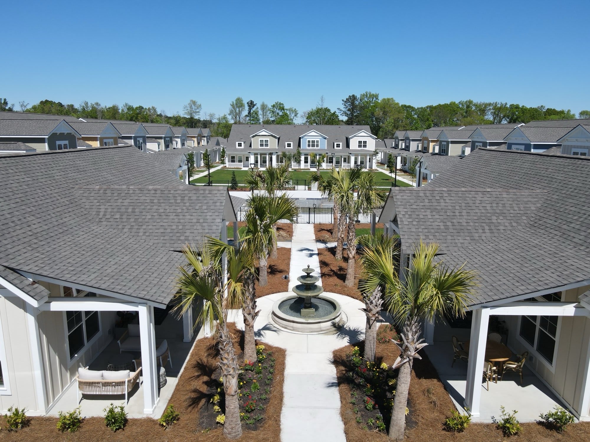 Allier Port Wentworth – photo 1 of 22