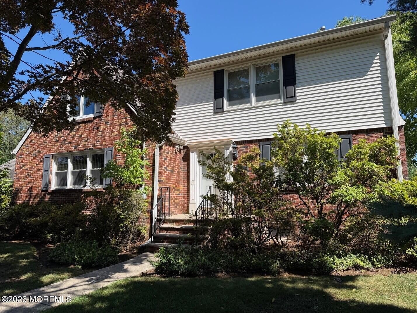320 Boulevard – photo 1 of 14