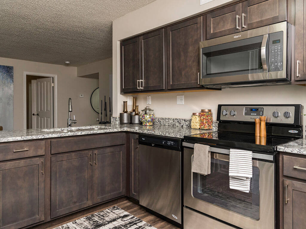 Fairlane Woods Apartments – photo 1