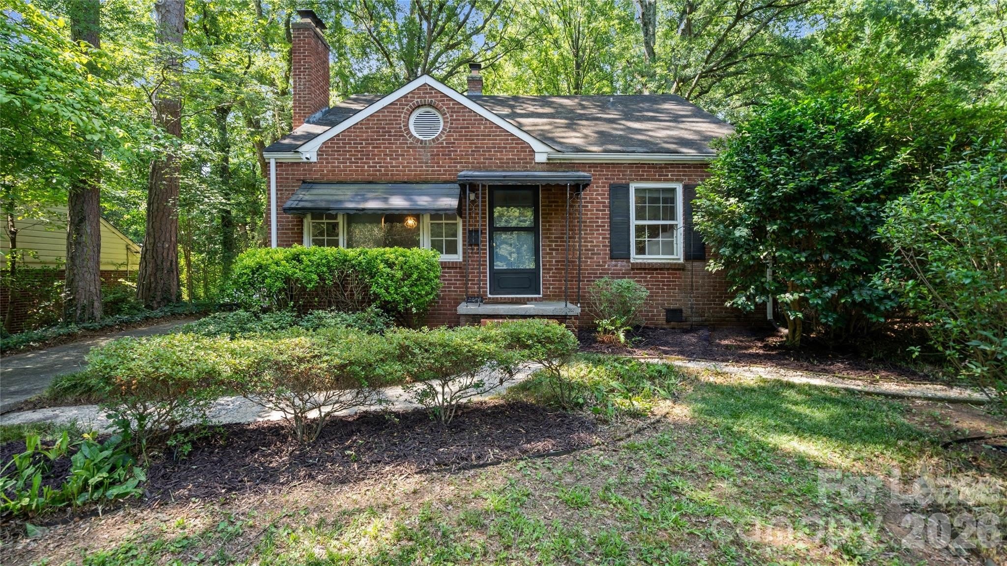 2126 Arnold Drive – photo 1 of 28