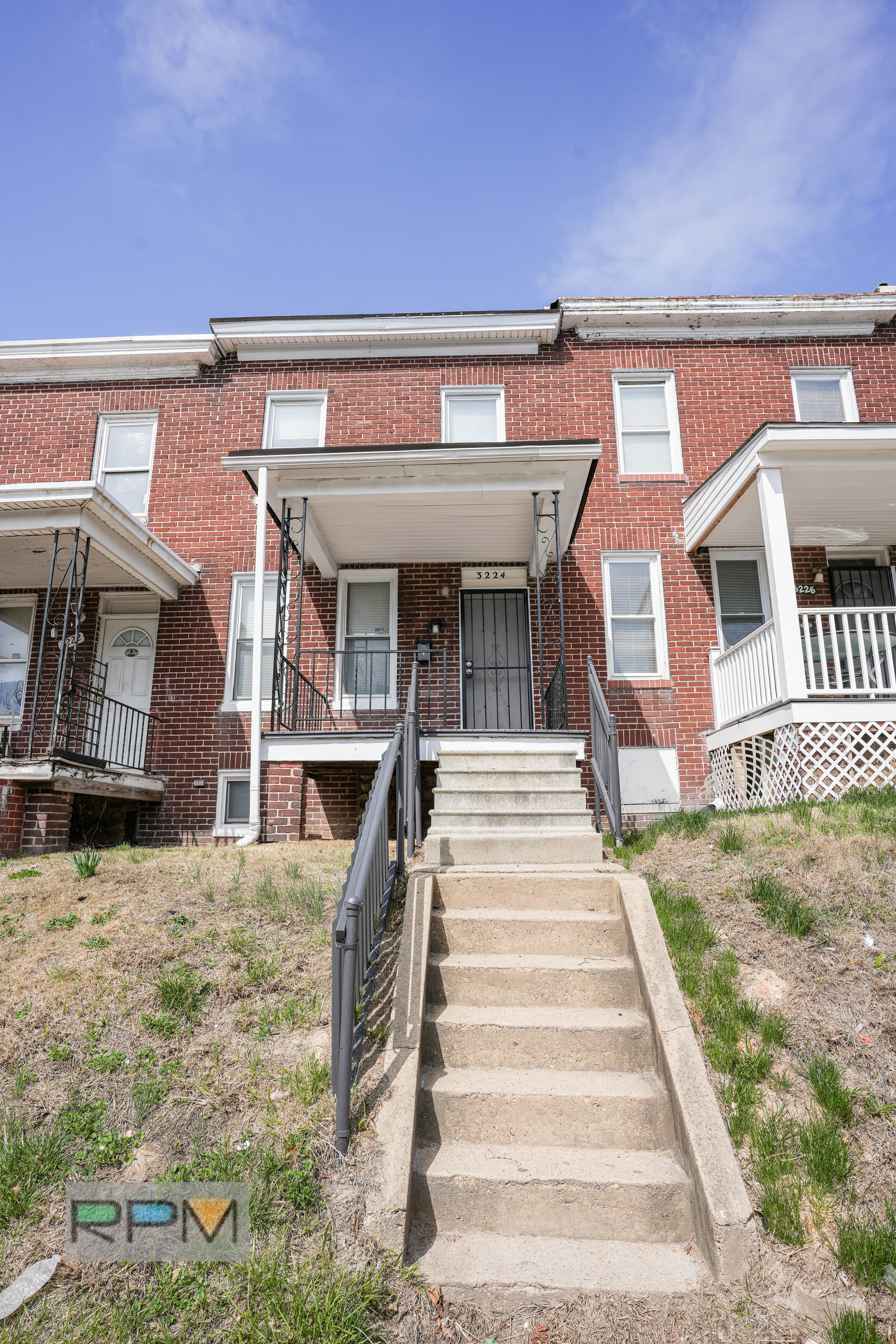 3224 Ravenwood Ave – photo 1