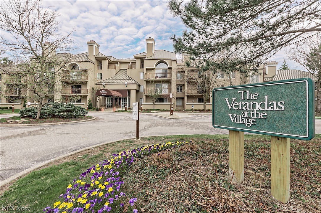 26101 Village Lane – photo 1 of 46