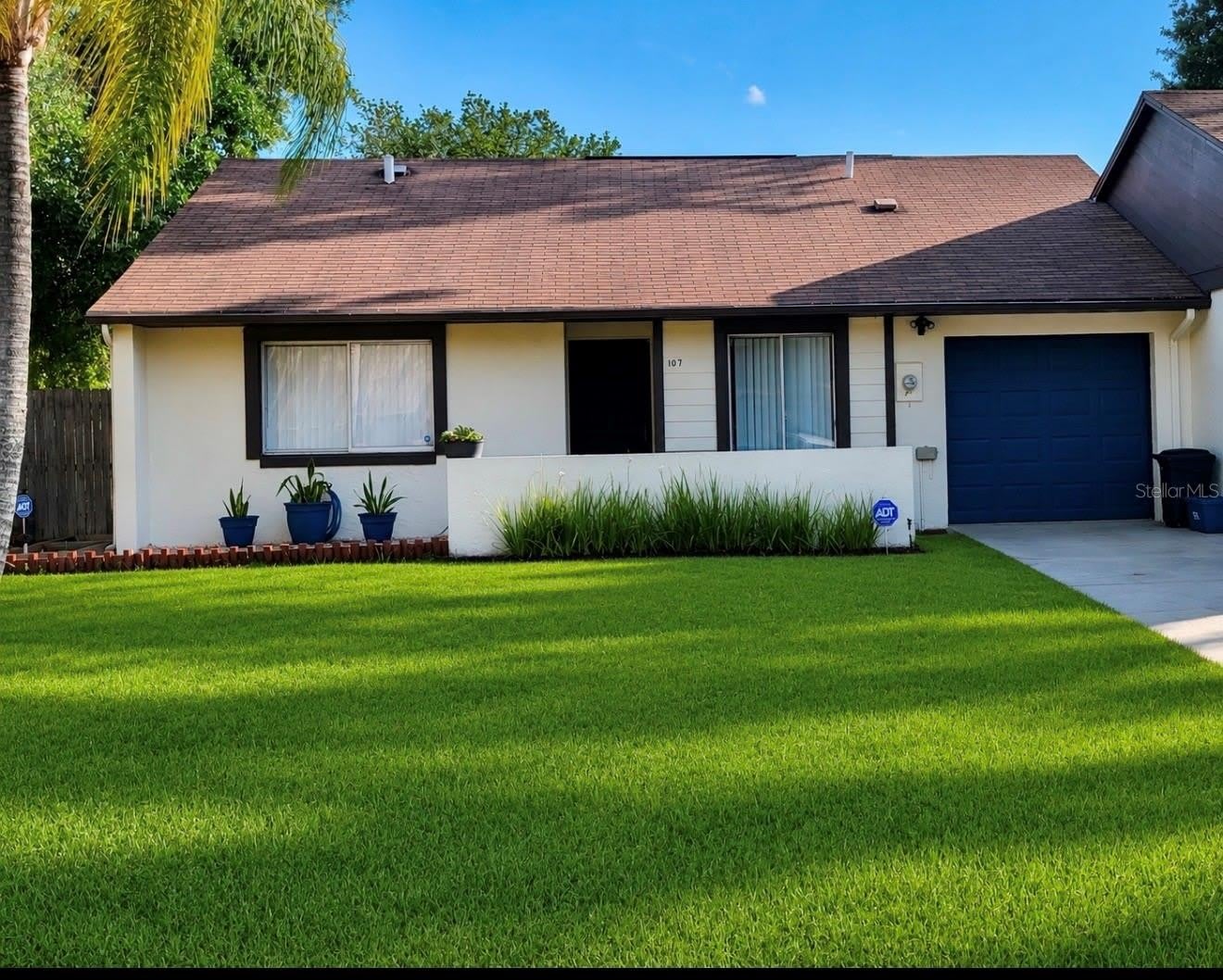 107 Shady Oak Drive – photo 1