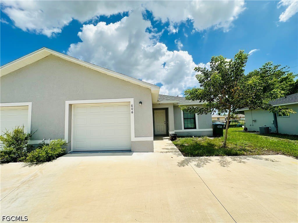 606 SE 8th Street – photo 1