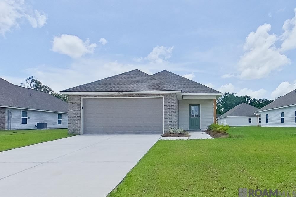 22857 Monterey Ave – photo 1 of 19
