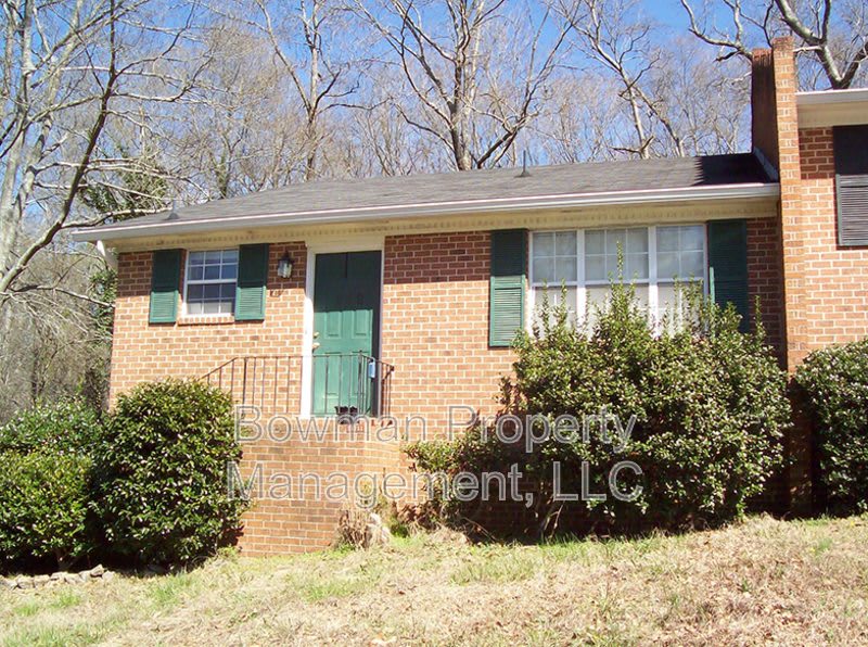 132 Oxford Ct – photo 1