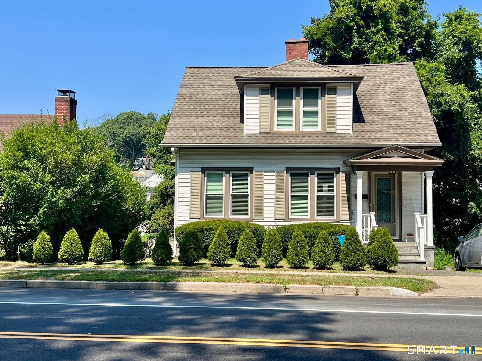 324 Villa Avenue – photo 1