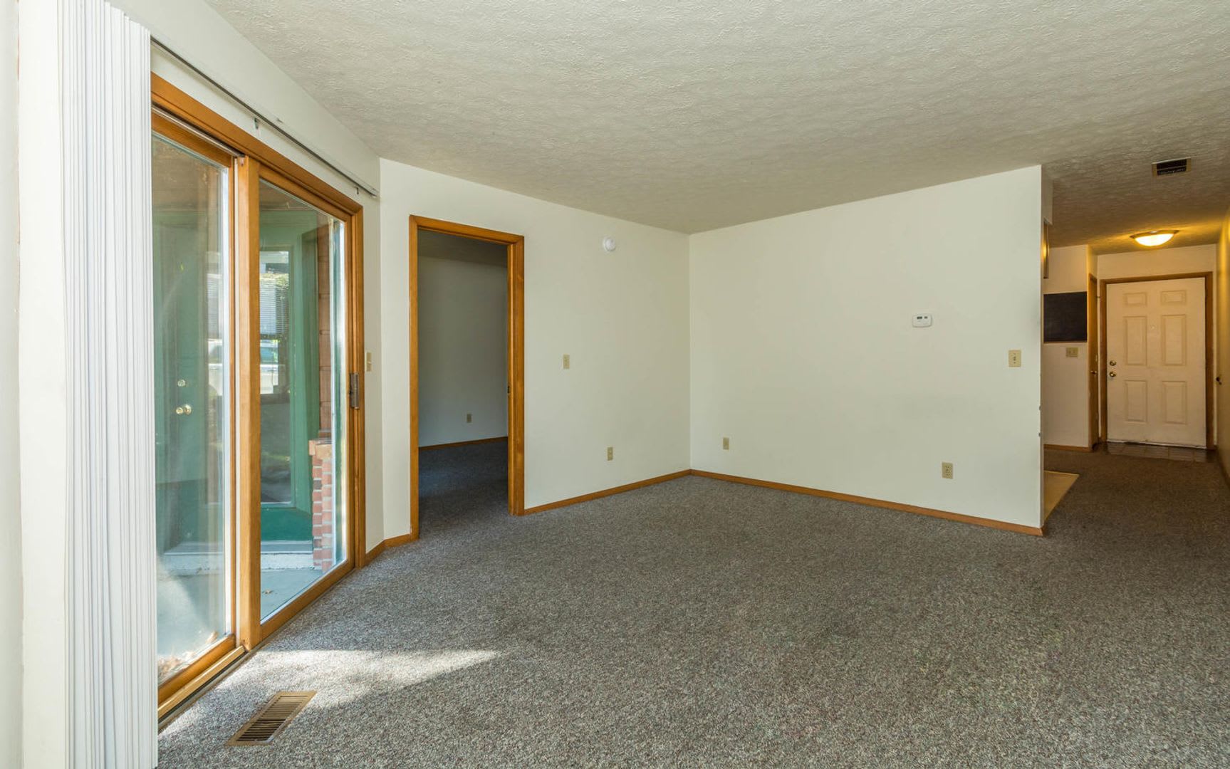 519 Henderson Crossing – photo 1