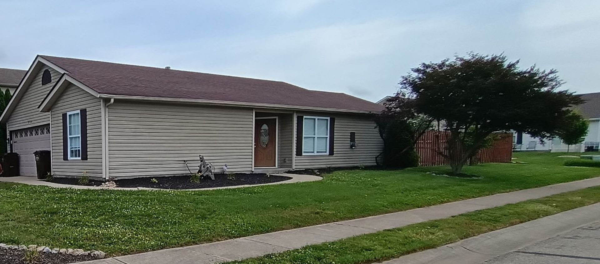 Freshly Renovated Home With Man Cave In Trenton OH – photo 1 of 30