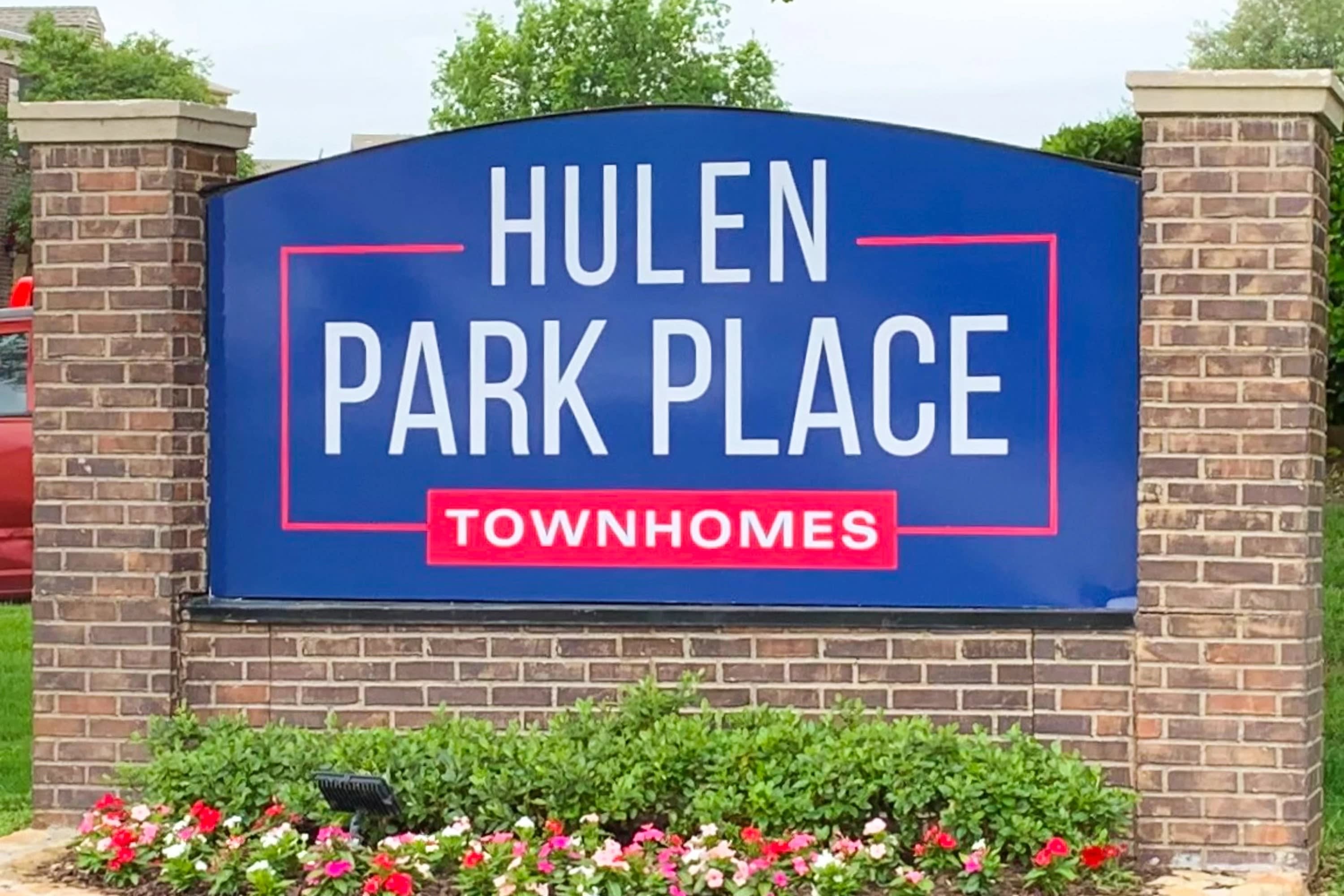 Hulen Park Place Townhomes – photo 1