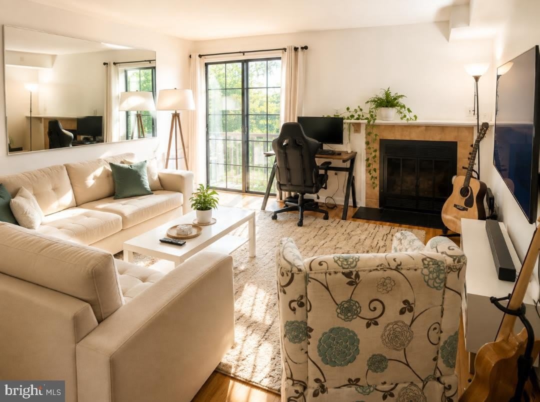 6955 MARY CAROLINE Circle – photo 1 of 13