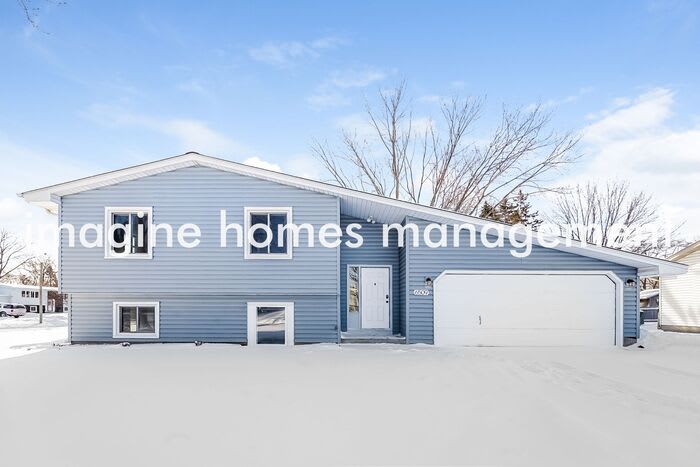 6509 81st Avenue North – photo 1
