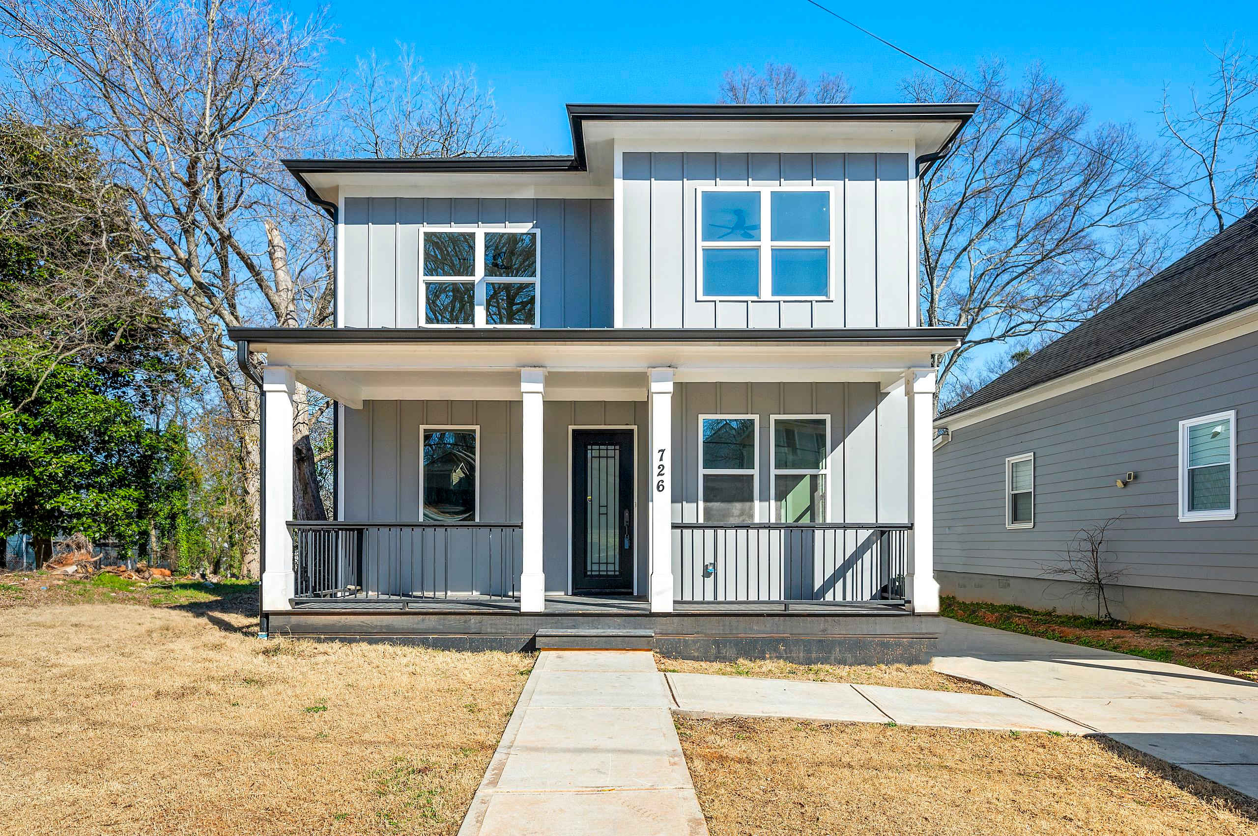 726 Windsor Street Southwest – photo 1