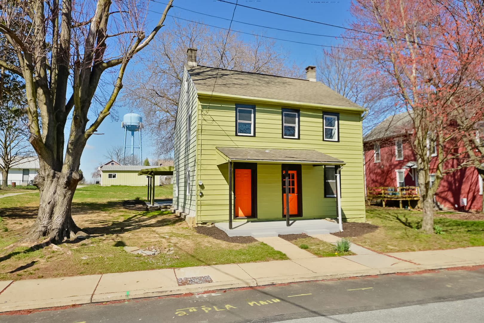 1971 Broad Street East Petersburg Pa 17520 – photo 1 of 44