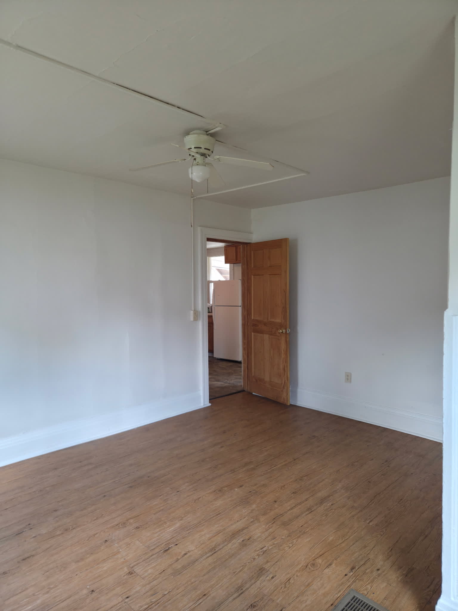 352 Milton Ave – photo 1
