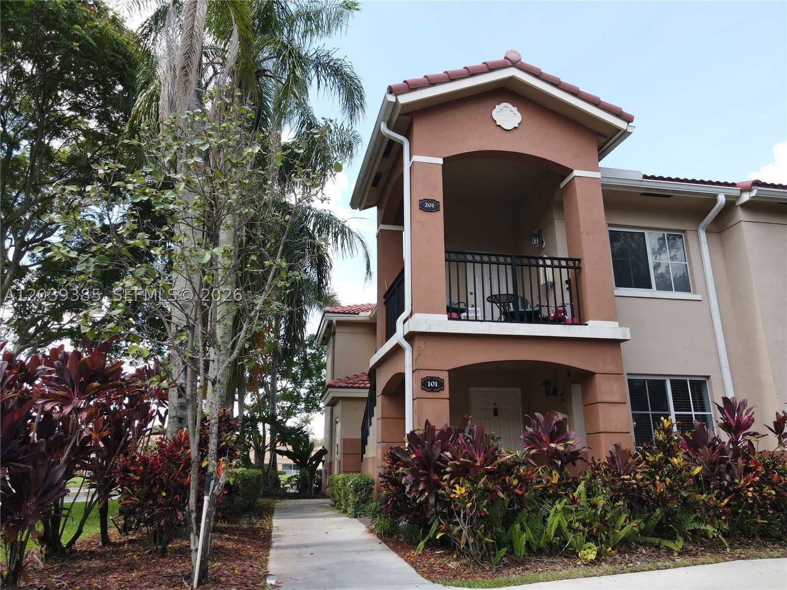 3486 Briar Bay Blvd – photo 1