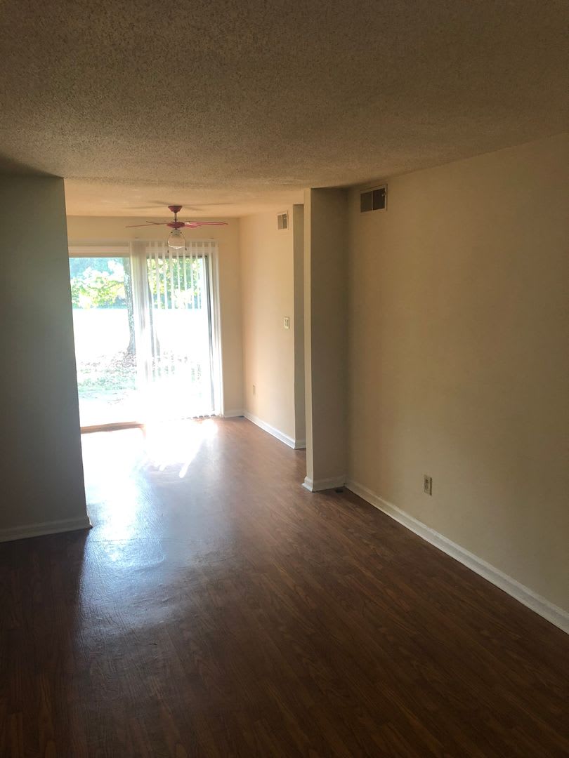 1 bed/1 bath in South Charlotte – photo 1